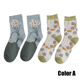 2 Pairs Women Socks 2022 New Crew Socks For Women Spring Fashion Cute Socks Flower Cotton Korean Style Breathable Casual Trendy (Color: A)
